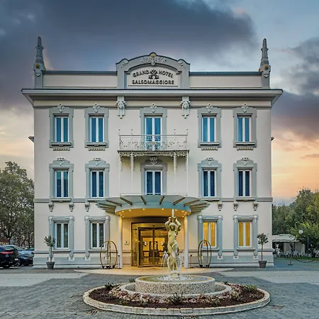 Grand Salsomaggiore מלון 5*