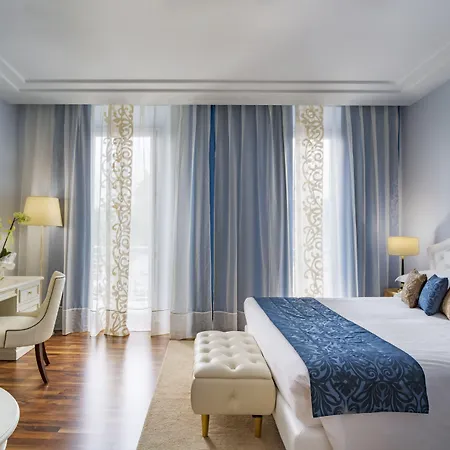 מלון Grand Salsomaggiore 5*