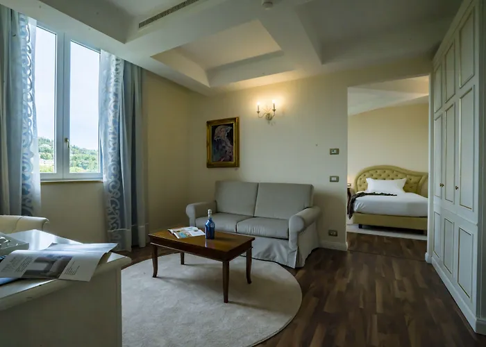 Отель Grand Salsomaggiore 5*